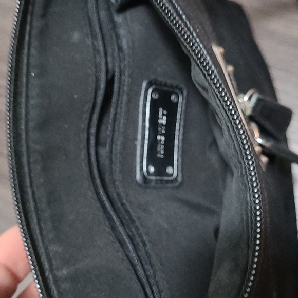 Nine West shoulder/cross body bag.  Black. - Picture 4 of 6